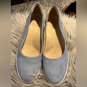 Naturalizer Light Blue Slip On Size 9 Excellent Condition $25
